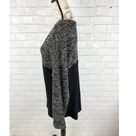 Suzanne Betro Knit Color Block Sweater Size Large - Picture 8 of 10
